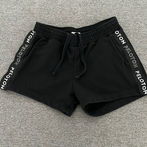 Peleton shorts size small black